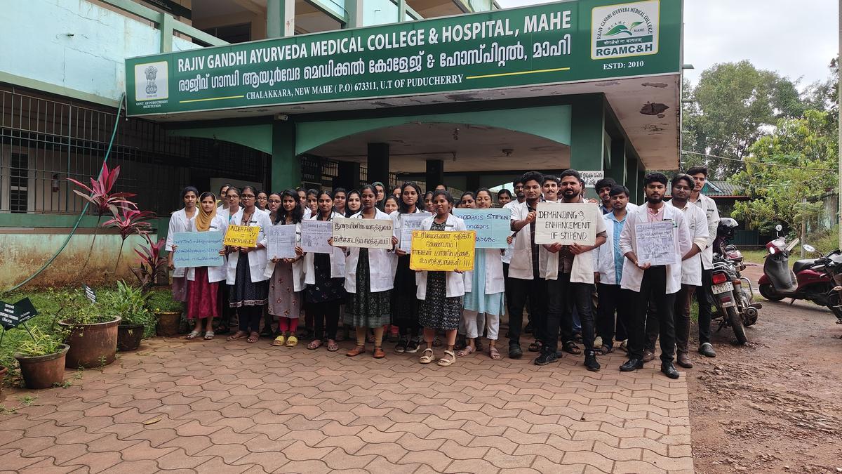 Interns at Mahe Ayurveda College go on indefinite stir for stipend hike
